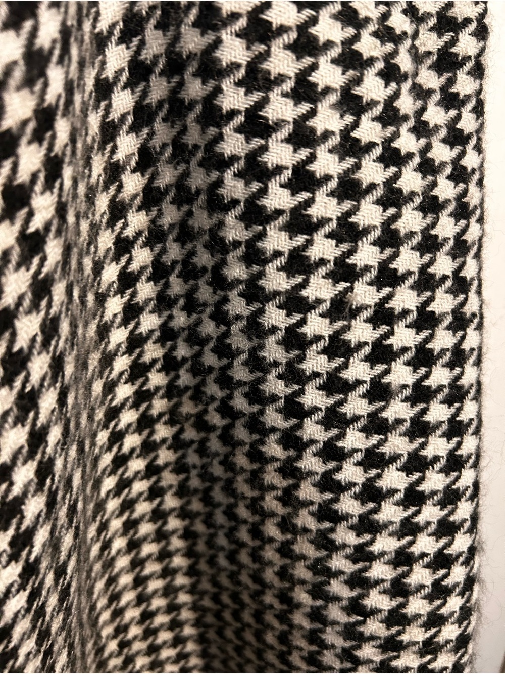 Classic Black & White Houndstooth Wrap Skirt - Picture 2 of 3